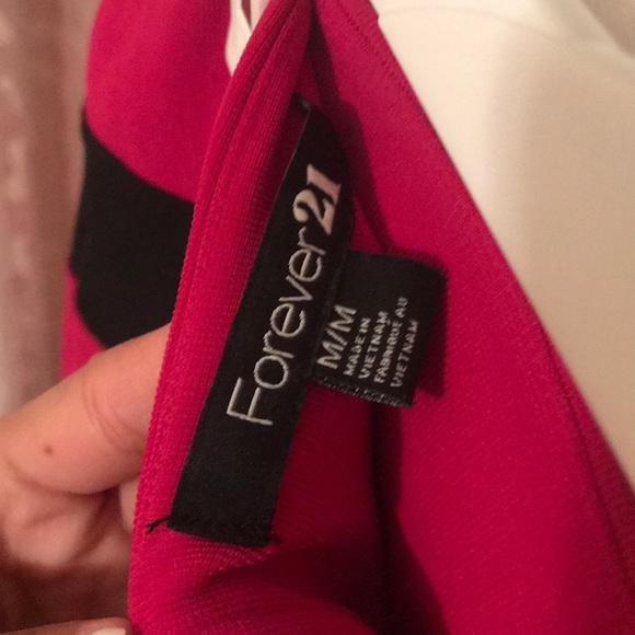 Black and pink striped mini skirt - Picture 5 of 5